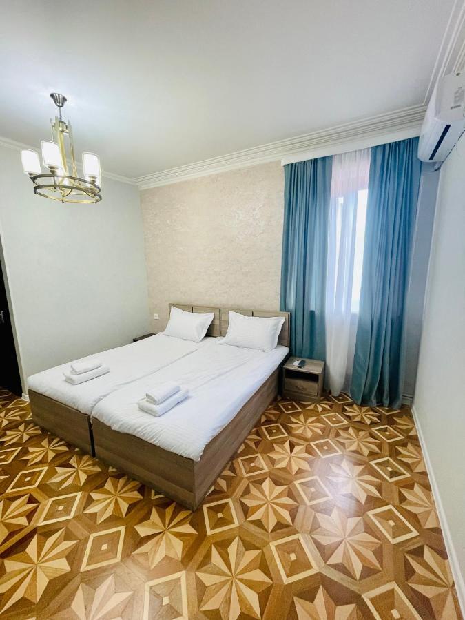 Quality Inn Tbilisi Exteriör bild