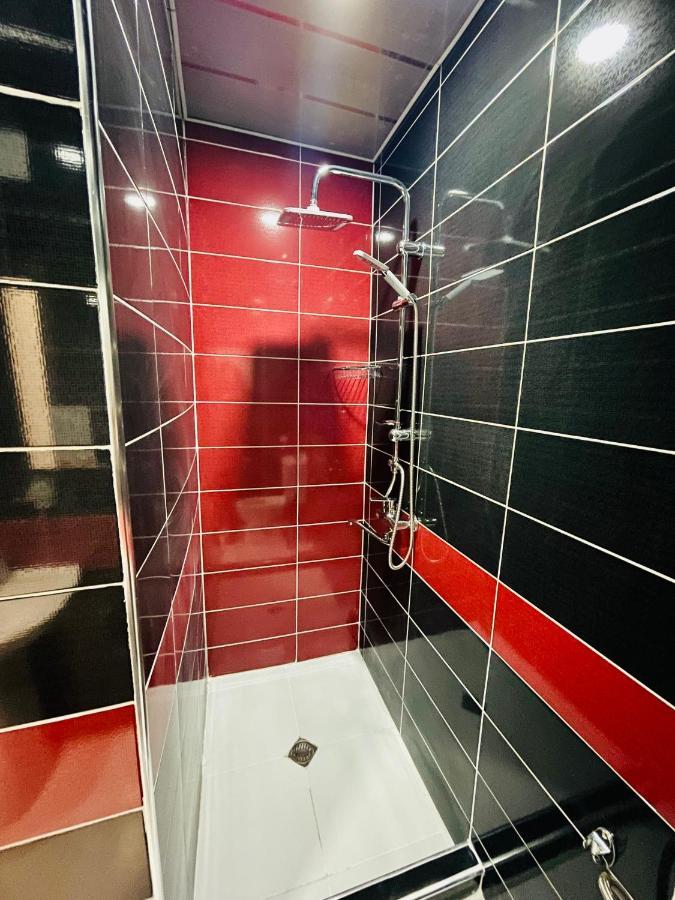 Quality Inn Tbilisi Exteriör bild